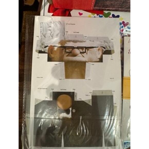 New "Our Adventure Book" based on Disney's UP - Picture 5 of 8